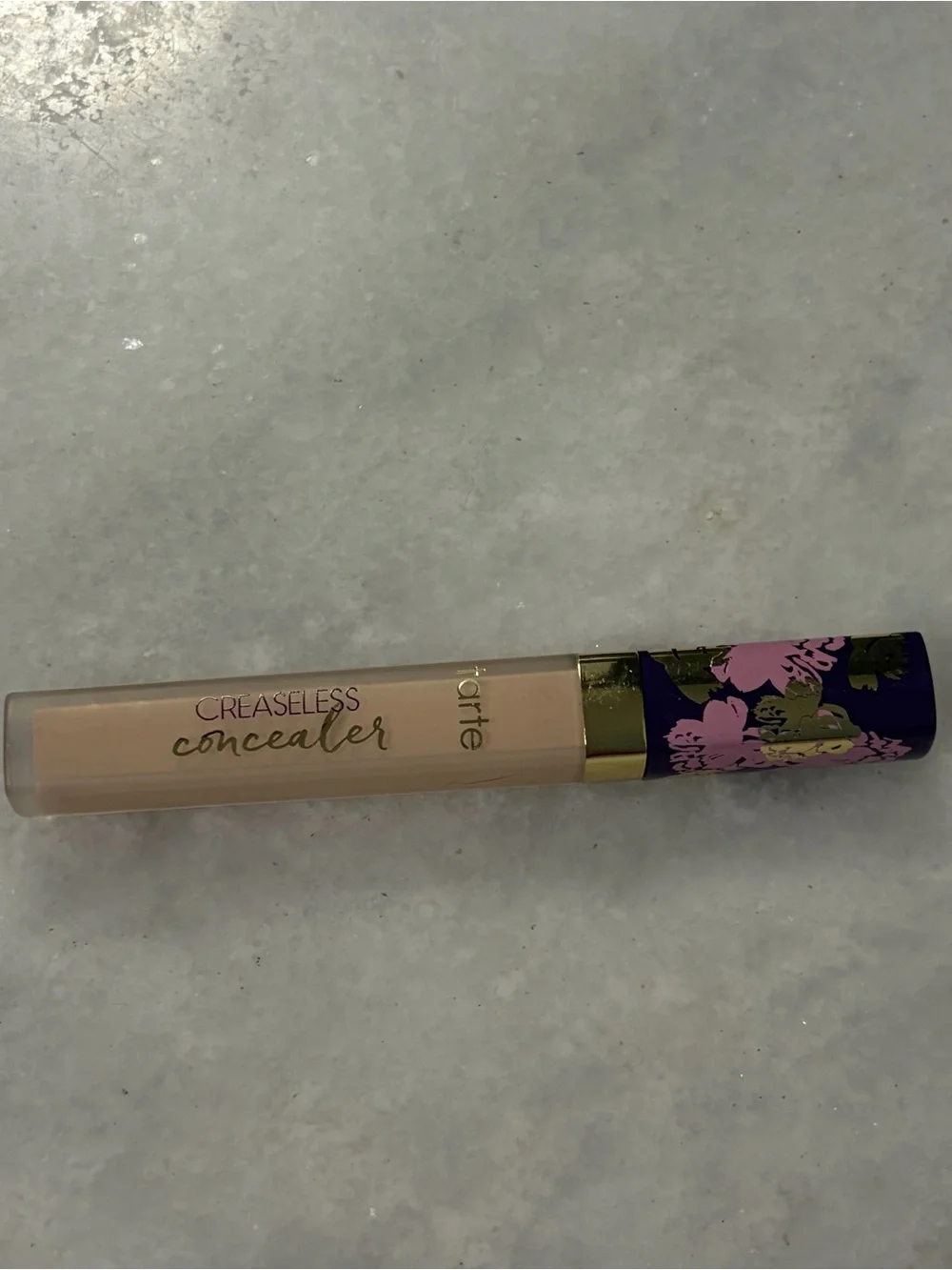 Tarte Creaseless Concealer in Porcelain Sand